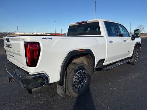 Used 2020 GMC Sierra 3500 SLT w/ SLT Convenience Package image 4