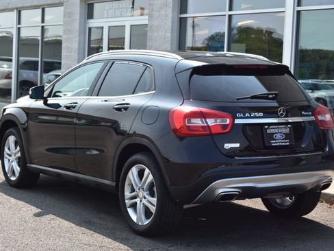 Used 2017 Mercedes-Benz GLA 250 4MATIC image 9