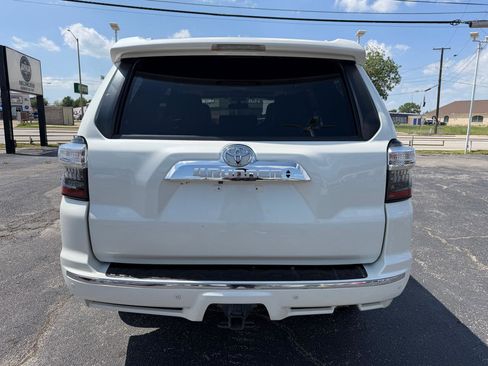 Used 2016 Toyota 4Runner SR5 RWD image 6