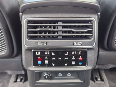 Used 2023 Audi SQ8 Premium Plus w/ Executive Package AWD/4WD image 37