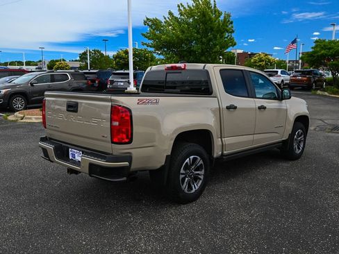 Used 2021 Chevrolet Colorado Z71 AWD/4WD image 5
