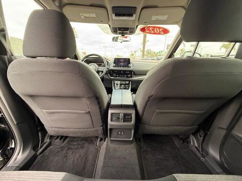 Certified 2022 Nissan Rogue SV image 14