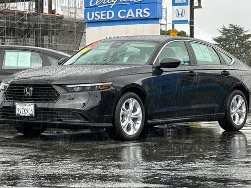 Certified 2025 Honda Accord LX image 7