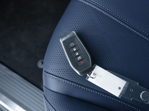 New 2026 INFINITI QX80 4WD w/ Sport Exterior Package image 35