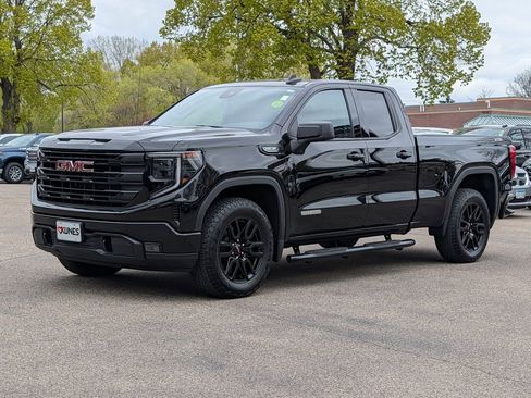 Used 2023 GMC Sierra 1500 Elevation w/ X31 Off-Road Package AWD/4WD image 4