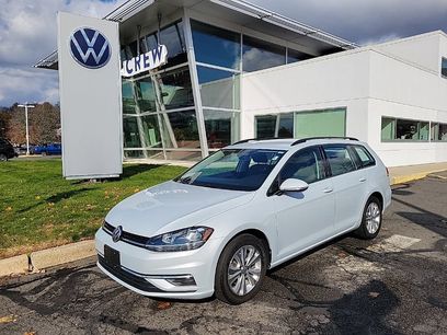 Certified 2019 Volkswagen Golf S w/ Driver Assistance Package