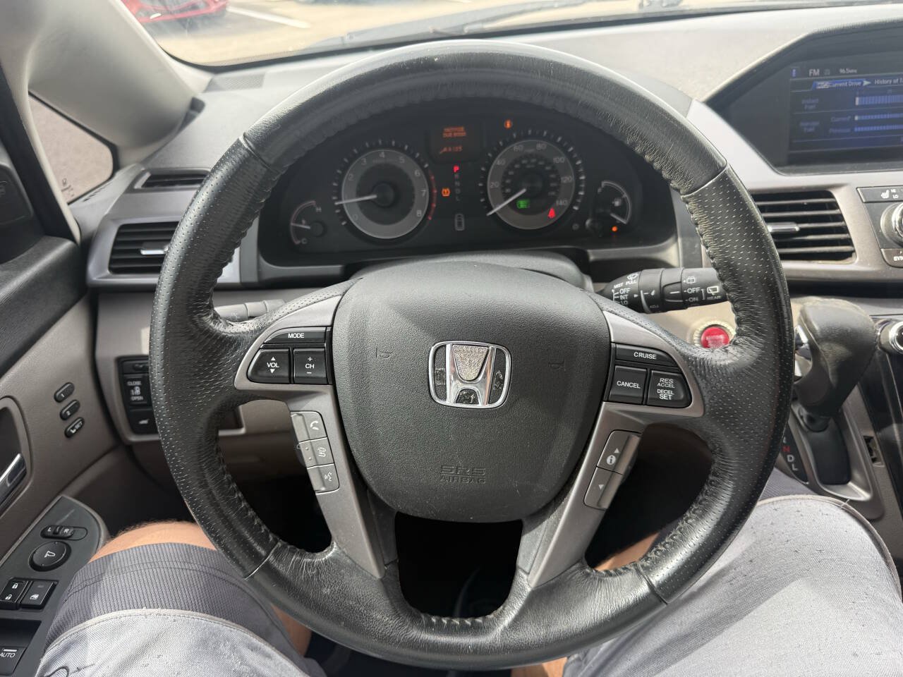 Used 2014 Honda Odyssey Touring Elite image 17