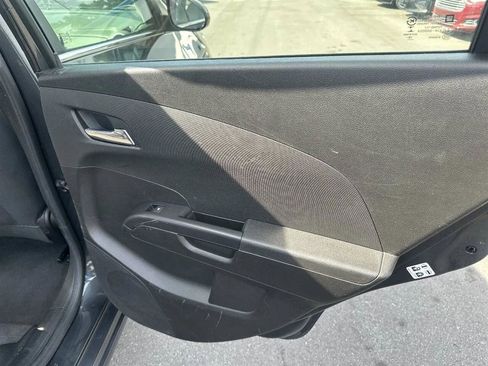 Used 2019 Chevrolet Sonic LT w/ Convenience Package image 15