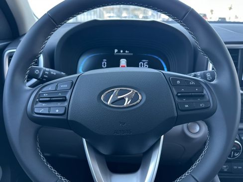 New 2026 Hyundai Venue SEL FWD image 23