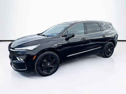 Used 2024 Buick Enclave Essence w/ Experience Buick Package AWD/4WD image 3