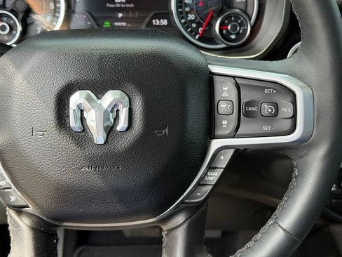 Used 2025 RAM 1500 Big Horn AWD/4WD image 17
