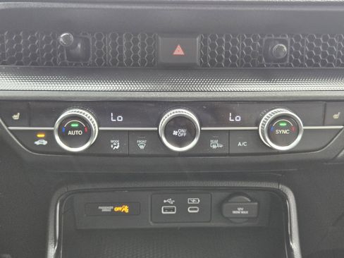Certified 2025 Honda CR-V EX image 25