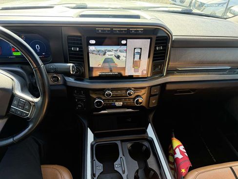 Used 2023 Ford F350 Platinum AWD/4WD image 10