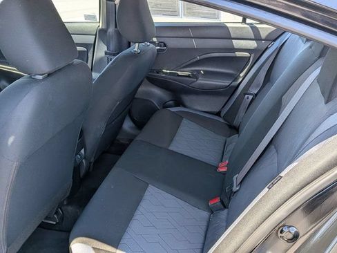Used 2025 Nissan Versa SV FWD image 14