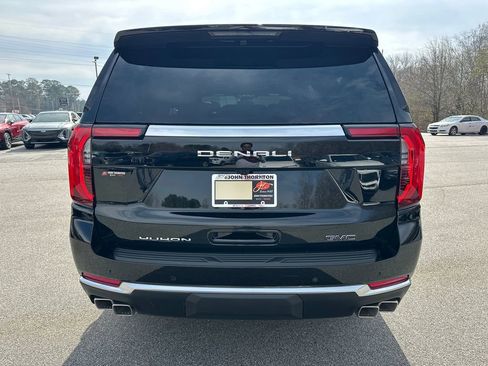 New 2026 GMC Yukon XL Denali w/ Sun & Power Step Package image 7