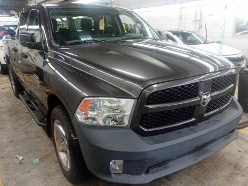 Used 2019 RAM 1500 Express image 2