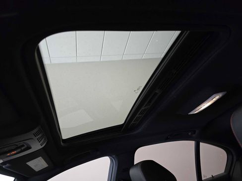 Used 2015 BMW 328i Sedan RWD image 21