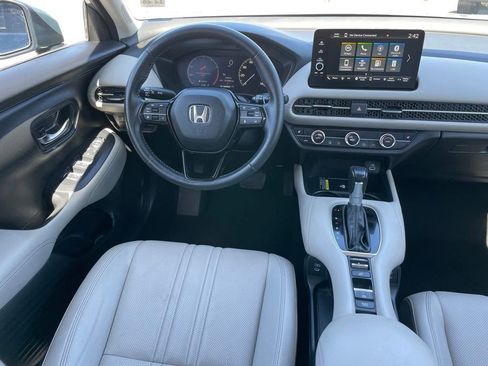 Used 2024 Honda HR-V EX-L image 8