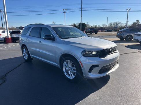 Used 2024 Dodge Durango GT image 24