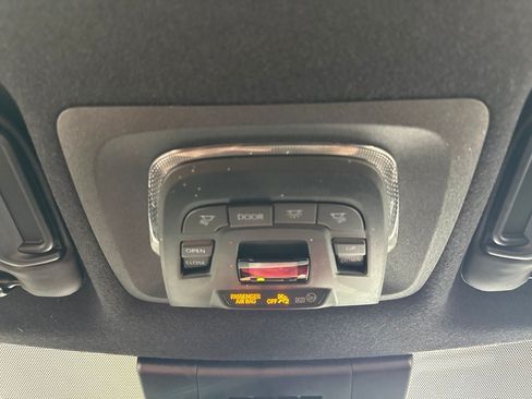 Used 2025 Toyota Corolla Cross AWD Hybrid w/ Convenience Package image 37