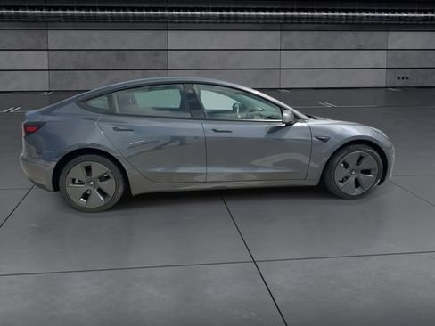 Used 2023 Tesla Model 3 Standard Range RWD image 9