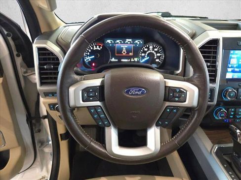 Used 2019 Ford F150 Lariat AWD/4WD image 12