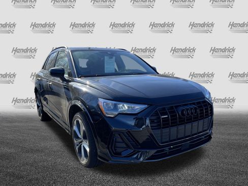 Used 2021 Audi Q3 2.0T Premium w/ Convenience Package image 2