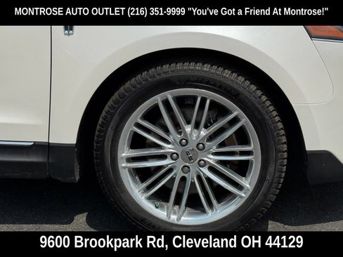 Used 2019 Lincoln MKT AWD image 58