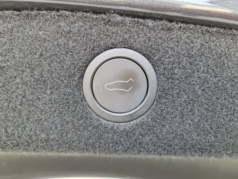 Used 2025 Tesla Model 3 Long Range AWD/4WD image 10