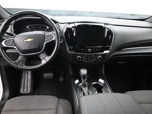 Used 2023 Chevrolet Traverse LT image 10