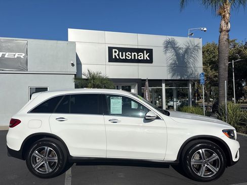 Used 2019 Mercedes-Benz GLC 300 image 1