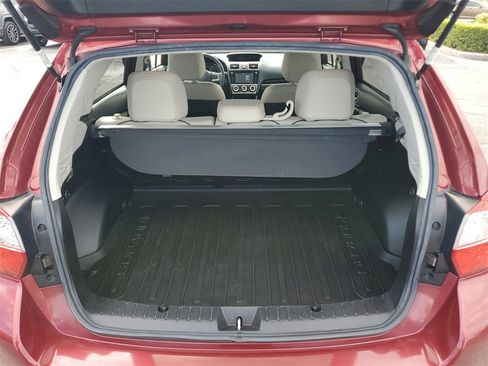 Used 2017 Subaru Crosstrek 2.0i Limited image 8