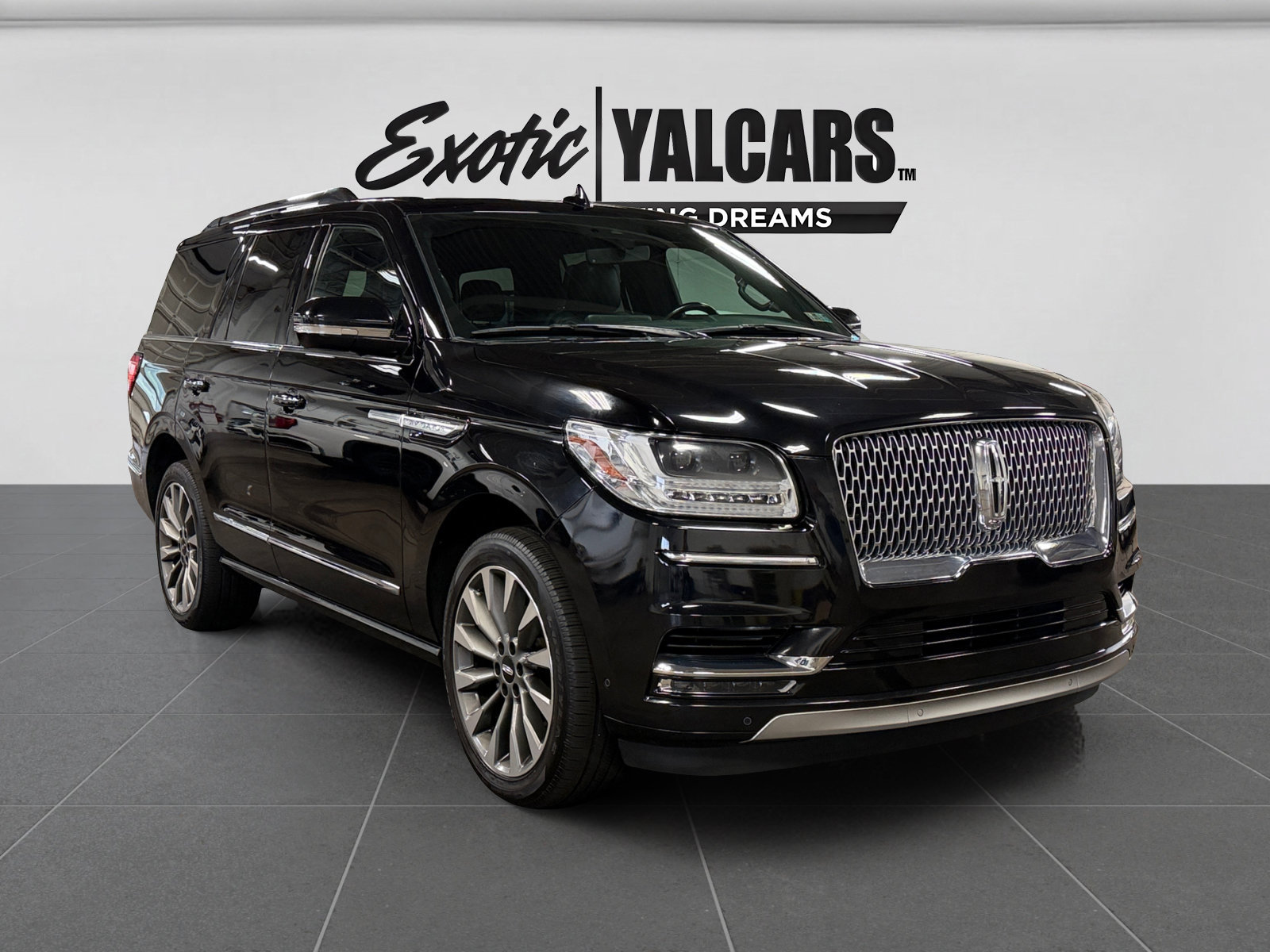 Used 2020 Lincoln Navigator Reserve AWD/4WD image 7