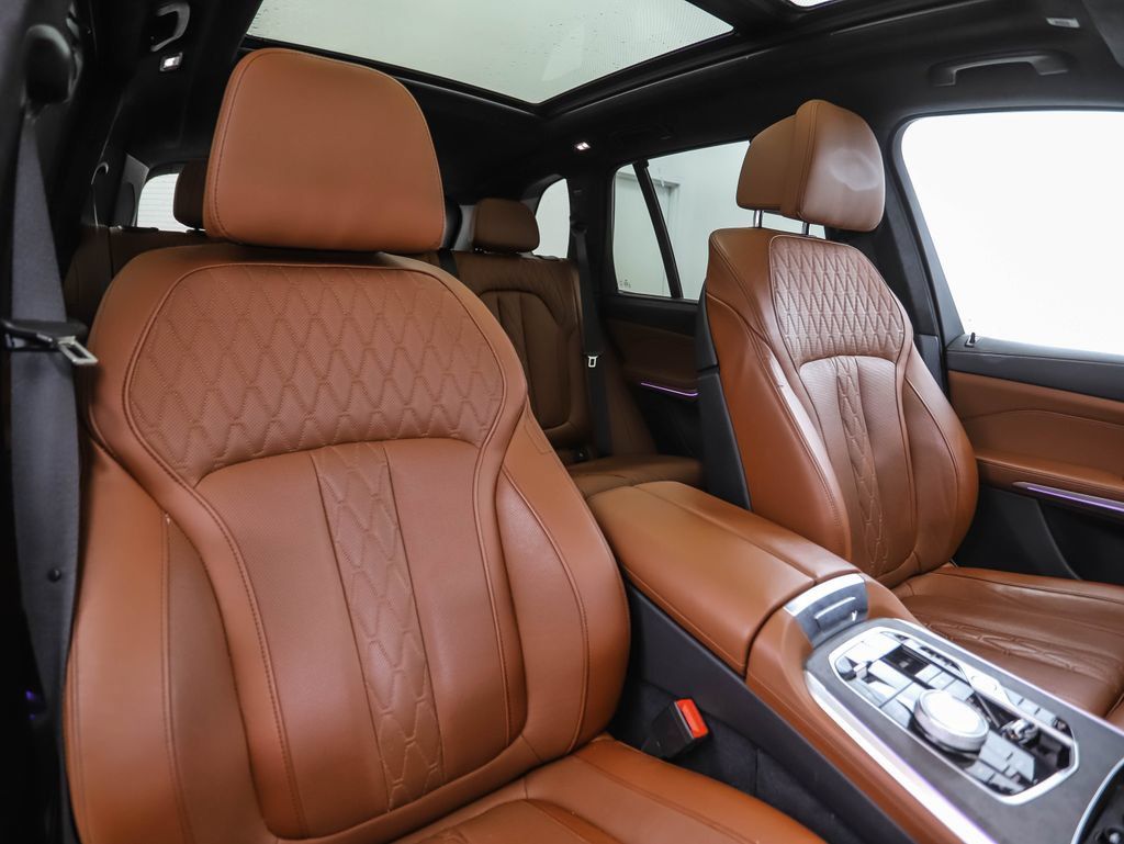 Used 2025 BMW X5 M60i w/ Executive Package AWD/4WD image 30