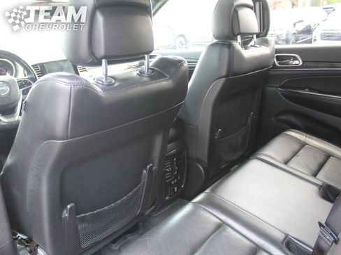 Used 2019 Jeep Grand Cherokee Limited AWD/4WD image 22