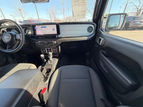 Certified 2024 Jeep Wrangler Sport S image 20