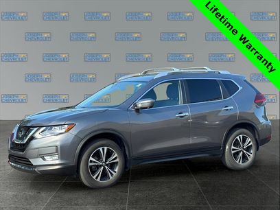 Used 2019 Nissan Rogue SV w/ Premium Package