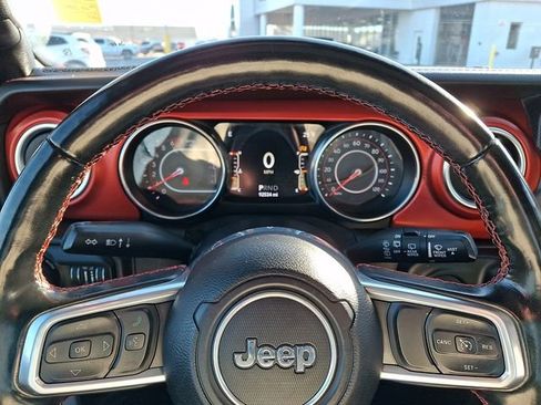 Used 2020 Jeep Wrangler Unlimited Rubicon AWD/4WD image 22