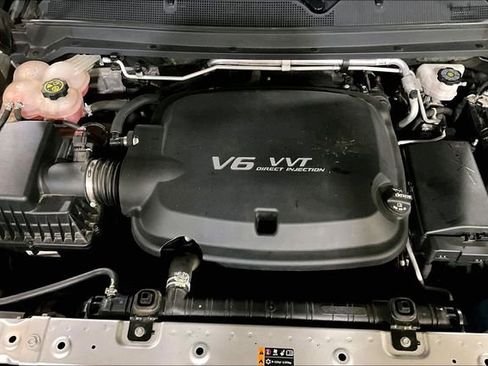 Used 2019 Chevrolet Colorado LT w/ Redline Special Edition image 28