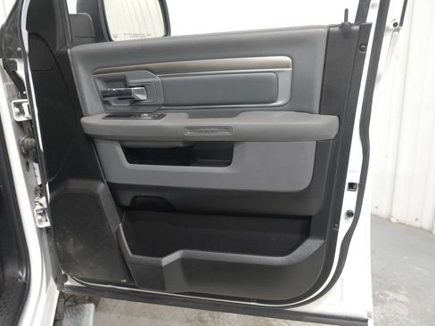 Used 2017 RAM 1500 Lone Star image 42