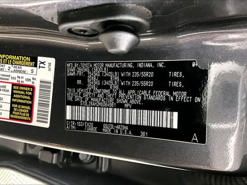 Used 2021 Toyota Highlander XSE FWD image 27
