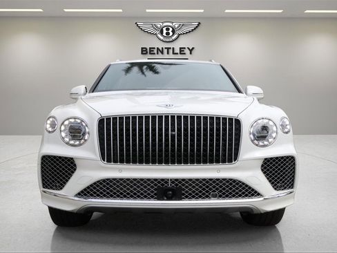 New 2025 Bentley Bentayga Extended Wheelbase image 11