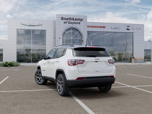 New 2026 Jeep Compass Limited w/ Sun, Sound & Navigation Group AWD/4WD image 3