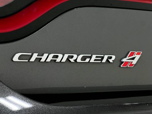 Used 2022 Dodge Charger SXT AWD/4WD image 40