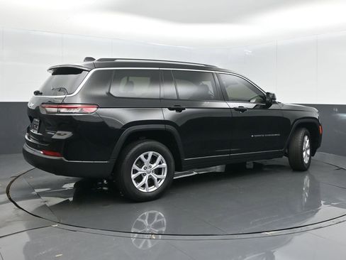 Used 2022 Jeep Grand Cherokee L Limited image 7