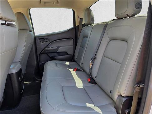 Used 2022 Chevrolet Colorado W/T w/ WT Convenience Package AWD/4WD image 14