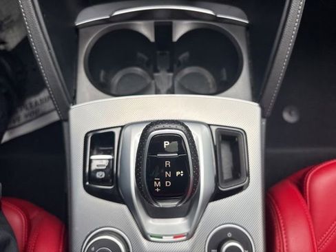 Used 2023 Alfa Romeo Stelvio Veloce AWD/4WD image 11