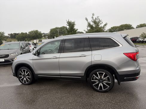 Used 2019 Honda Pilot Elite image 16