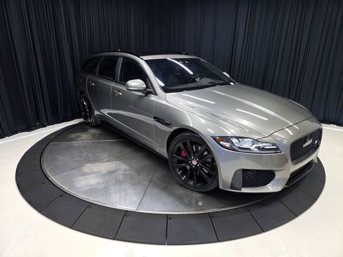 Used 2018 Jaguar XF S AWD/4WD image 14
