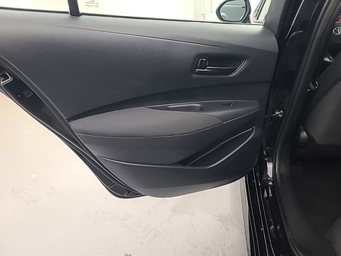 Used 2025 Toyota Corolla LE FWD image 19